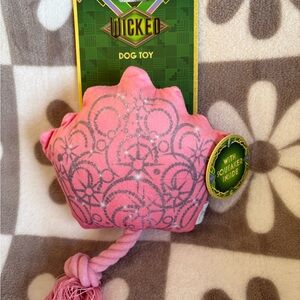 Universal: Wicked - Glinda’s Crown Dog Toy with Squeaker